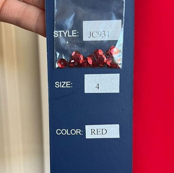 Prom dress or gown for formal event! - Picture 5 of 5